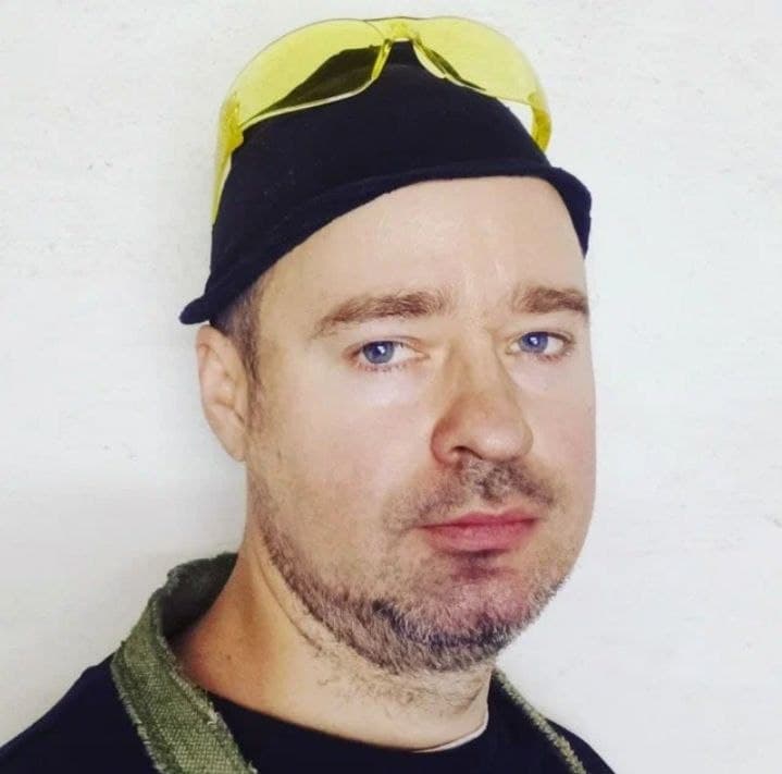 Виктор Астер